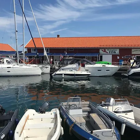 Ny I Nevlunghavn דירה *