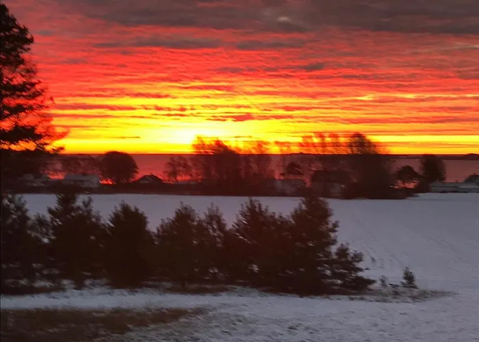 Ny I Nevlunghavn * Larvik