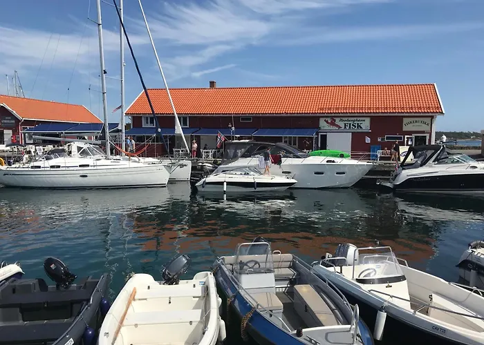 Ny I Nevlunghavn アパート *